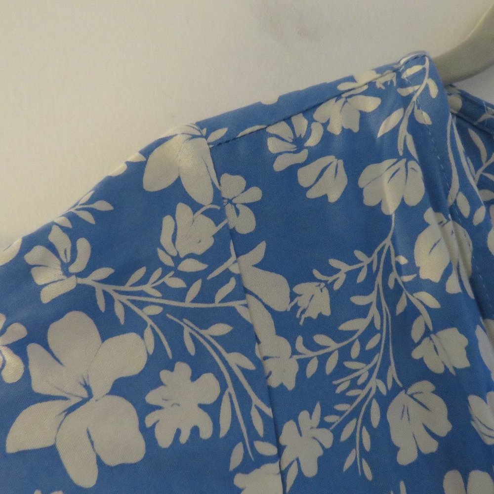 YIREH Brynn Floral Button Front Hawaiian Midi Dress in Denim Blue - Size M NWT - Picture 8 of 15